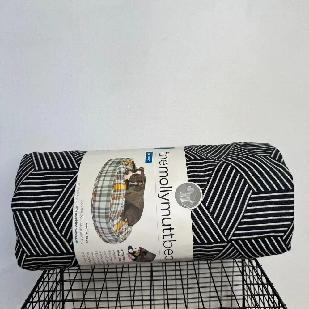 Molly Mutt Rough Gem 42” Round Dog Bed Duvet + Stuff Sack Navy White New